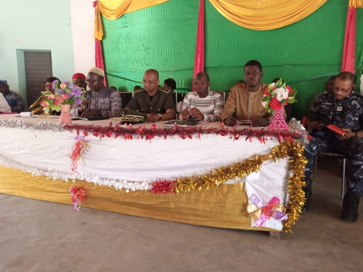BORGOU/TOURNÉE STATUTAIRE DU PRÉFET DJIBRIL MAMA CISSÉ : A Nikki, Roland Lafia a dressé un bilan de sa gestion et exposé les difficultés