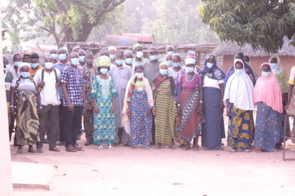 ATELIER COMMUNAUTAIRE DE COMMUNICATION SCIENTIFIQUE SUR LE GENRE ET LE PASTORALISME AU BENIN : Dr. Georges Djohy outille les groupements de femmes peules de Nikki et Gogounou