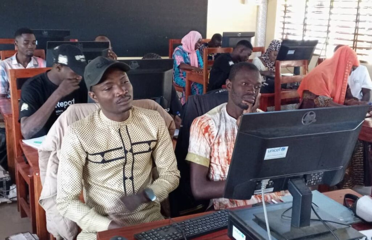TCHAOUROU/USAGE DU NUMÉRIQUE DANS L&rsquo;ENSEIGNEMENT ET LA LUTTE CONTRE L&rsquo;EXPLOITATION ET LES ABUS SEXUELS  : Afrikedutech et l&rsquo;Unicef outilllent des enseignants et jeunes U-report    