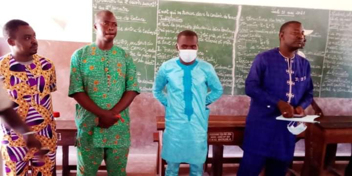 EXAMENS DE FIN D’ANNEE A KALALE : Le maire Tidjani dope le moral aux candidats