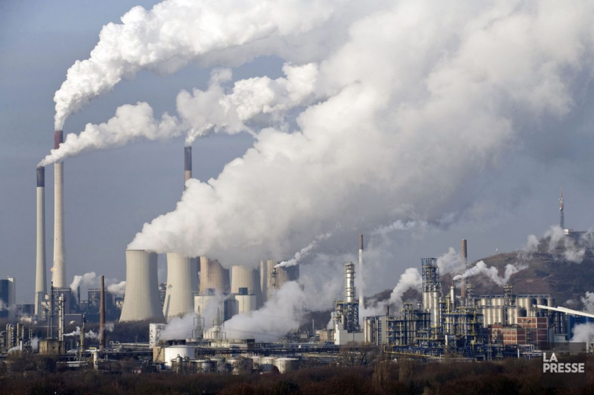 SOLUTIONS DU GIEC POUR LA RÉDUCTION DU RÉCHAUFFEMENT CLIMATIQUE : Quand l&rsquo;Afrique devient la poubelle des pays développés . C&rsquo;est du pipeau, les Occidentaux ne sont pas prêts à investir