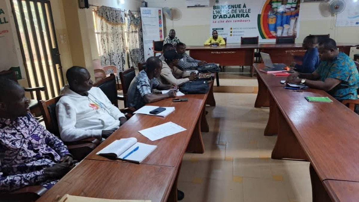 Gestion foncière et mobilisation des ressources propres: Sinendé s’imprègne de l’expérience d’Adjarra