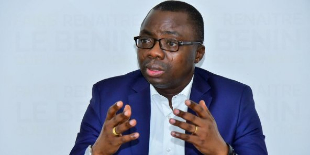 BENIN/CONDAMNE A DIX ANS DE PRISON FERME : L&rsquo;opposant Joël Aïvo pourrait bénéficier d&rsquo;une grâce présidentielle si…