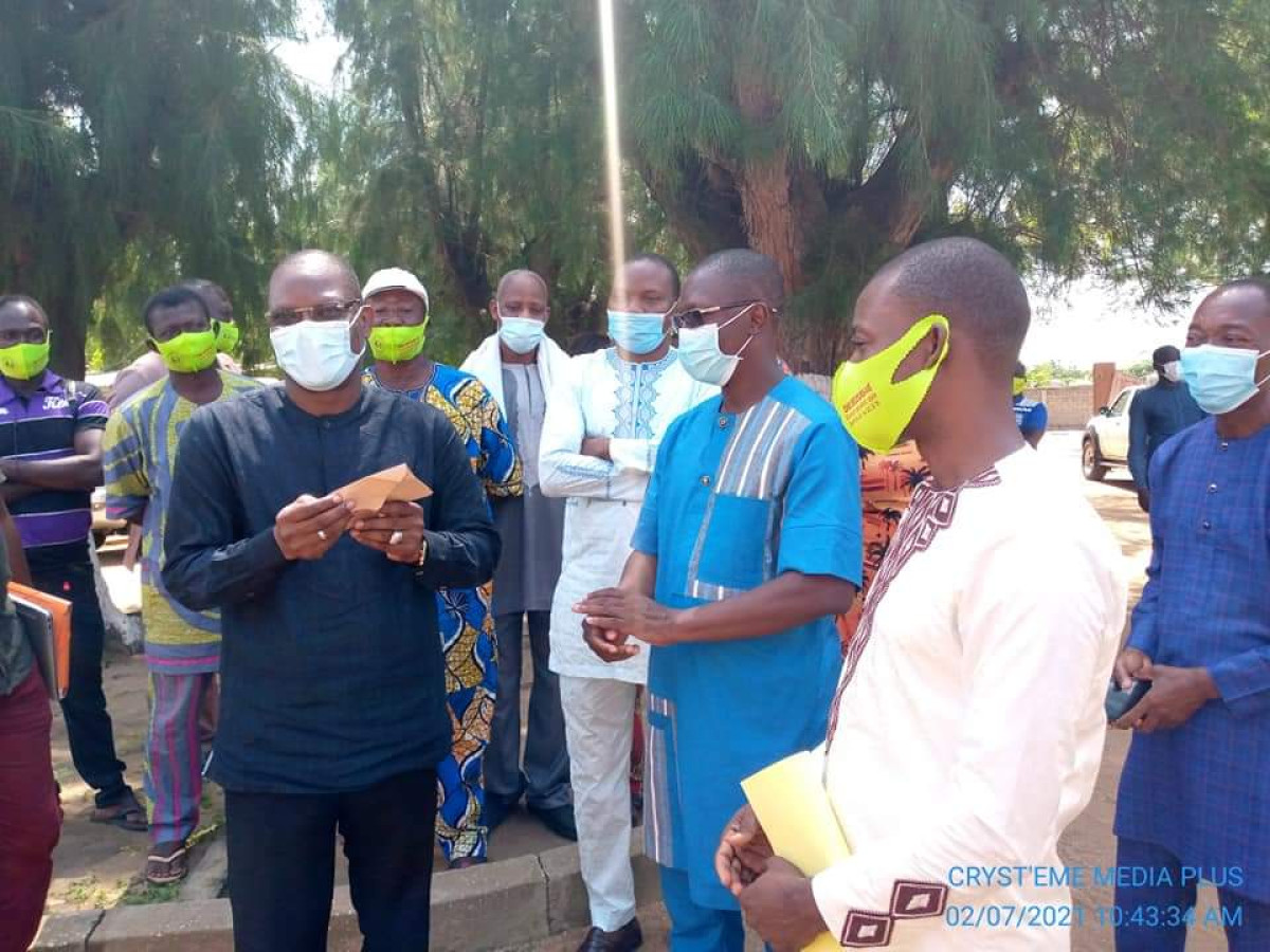 SUITE AUX INONDATIONS SURVENUES A COME ET GRAND-POPO : L&rsquo;Ong Secours-Vie fait don de vivres aux sinistrés