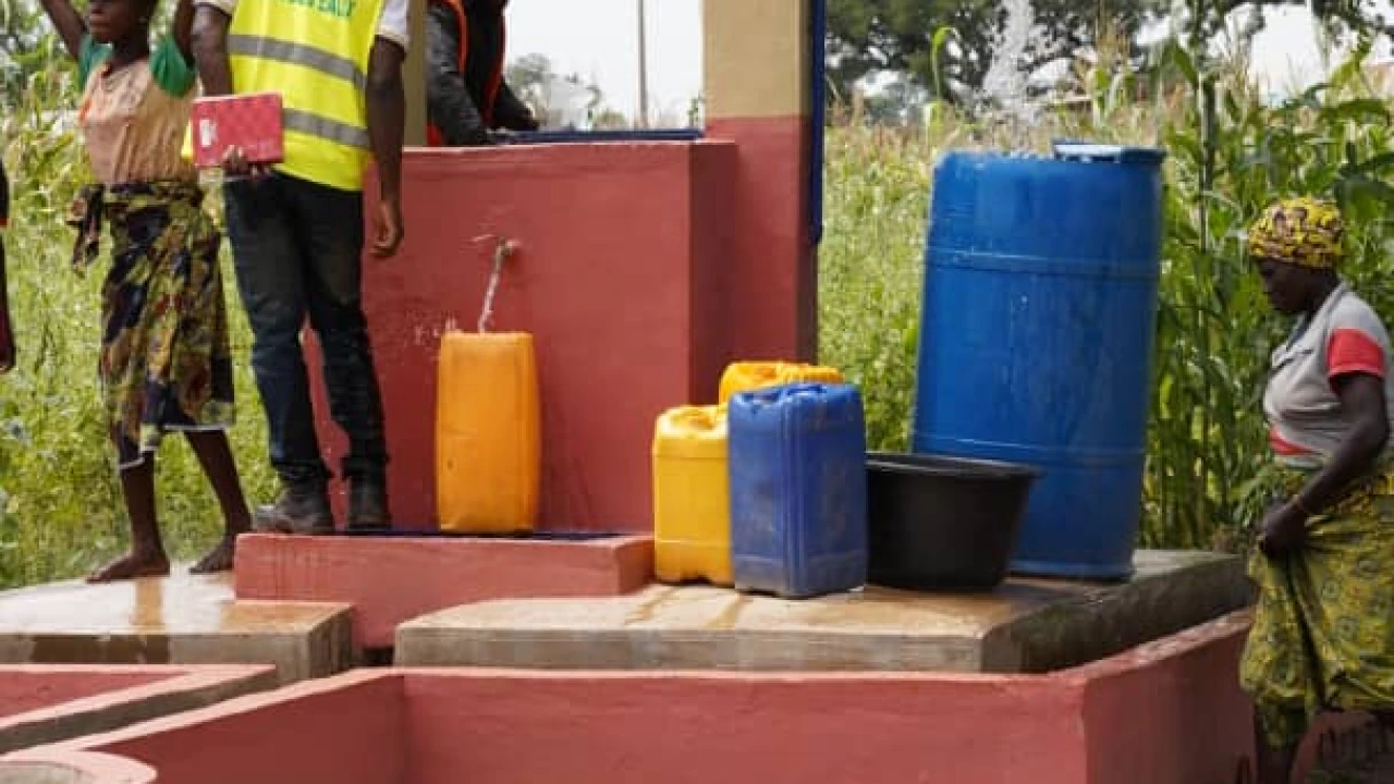 À Dassari commune de Matéri: l’eau potable sort enfin de terre : récit d’une métamorphose sanitaire et humaine