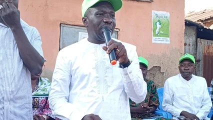 À travers le meeting d'orientation à Baparapé et Agbagba: Dr Abdou Razak Maman ouvre la porte au BR dans les quartiers traditionnels de Parakou