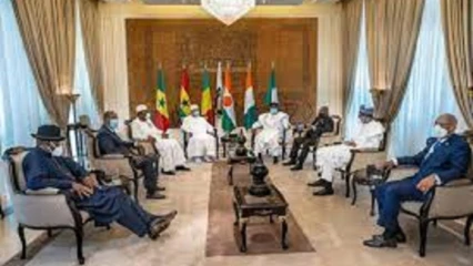 AFRIQUE :  La Cedeao lève ses sanctions contre le Mali, mais exige une chose