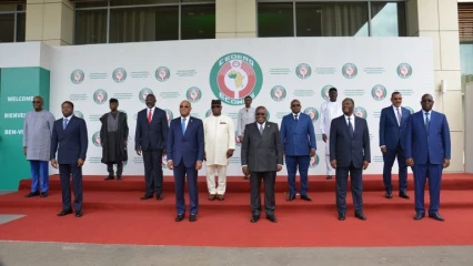 APRÈS LA DÉCISION DE SUSPENSION DU BURKINA FASO DES INSTANCES DE LA CEDEAO : L&rsquo;organisation sous régionale fait des yeux doux au colonel Sandaogo