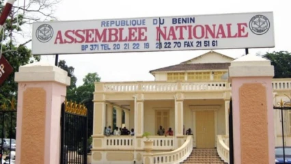 ASSEMBLÉE NATIONALE DU BÉNIN : La loi sur la révision de la Constitution examinée le 21 février