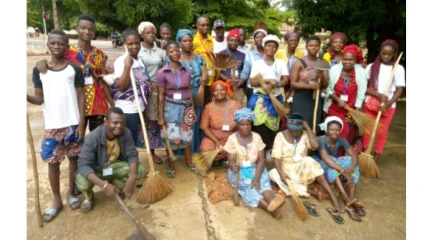 CAMPAGNE DE SALUBRITÉ NATI-CHIC : L&rsquo;Ape Bénin contribue à l&rsquo;assainissement de la ville de Natitingou