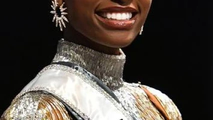 CHRONIQUE DES US ET COUTUMES : Zozibini Tunzi, la flamme de la beauté noire !