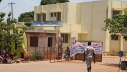 CONDITIONS D&rsquo;HOSPITALISATION AU CHUD BORGOU-ALIBORI : Un cauchemar pour les gardes malades?