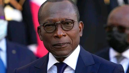 COUP D&rsquo;ÉTAT EN COURS AU NIGER : Patrice Talon à Niamey pour les négociations