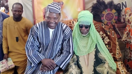 COUR IMPÉRIALE DE NIKKI   :  Djogbénou de l&rsquo;Up le Renouveau chez l’empereur Séro Torou Touko Sari