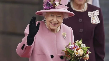 DÉCÈS D&rsquo;ÉLISABETH II CE JOUR : Ce que Patrice Talon pense de la Reine d&rsquo;Angleterre