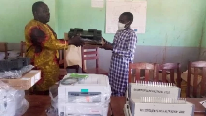 DOTATION DES SERVICES TECHNIQUES DE LA MAIRIE DE KALALÉ EN MATÉRIELS TECHNIQUES : Tidjani Bani pose les jalons d&rsquo;une administration compétente et efficace