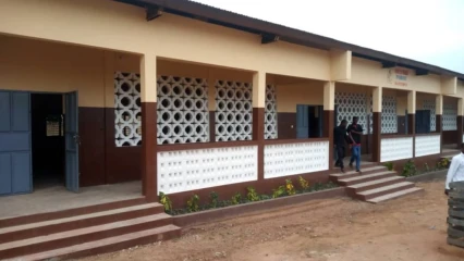 EDUCATION À PARAKOU : Toko et son conseil équipent les écoles