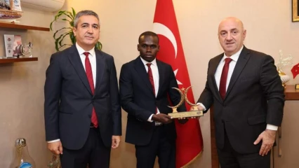 EN VISITE DE TRAVAIL ET DE PROSPECTION EN TURQUIE : Le maire Bani Chabi et la S.e Ida Tossou débloquent un autre niveau de développement