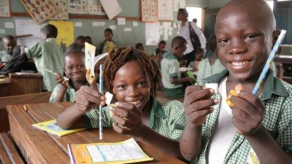 ENGOUEMENT DES PARENTS D’ELEVES POUR LES ECOLES BILINGUES AU BENIN : Le signe du grand dégoût des béninois à la langue française .Vers la recolonisation du Bénin par le Nigéria ?