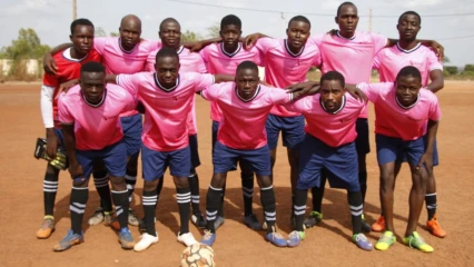 FOOTBALL/ GRANDE FINALE DU TOURNOI DES MÉDIAS DE PARAKOU :  Daabaaru Fc affronte le collectif Deeman-Urban-Arzèkè Fm ce mercredi 27 avril    . 3 contre 1, mais Daabaaru promet le sacre