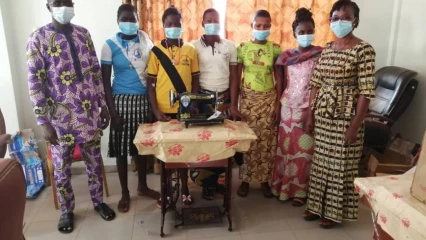 GRACE AU LEADERSHIP DU MAIRE KOTO OROU MARE DE PEHUNCO : L’Ong Plan international Bénin fait don de matériels aux artisanes footballeuses