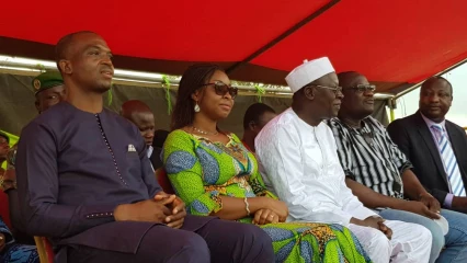 LANCEMENT OFFICIEL DU PROJET BENIN TAXI A PARAKOU : Des véhicules mis en service pour moderniser le transport urbain
