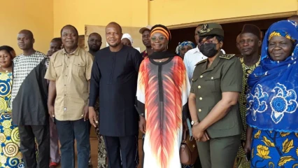 MAIRIE DE KOUANDÉ : Le maire Kouandé-Sounon passe le témoin à la S.e