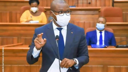 MANDAT HAUTEMENT SOCIAL DU SECOND MANDAT DU PRESIDENT PATRICE TALON :Le ministre Wadagni présente les grands axes du budget 2022 aux députés