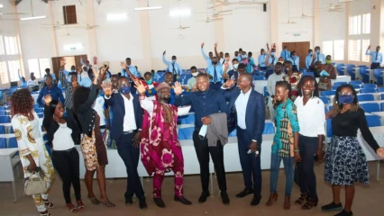 MOTEMA TOUR/ DEVELOPPEMENT DE L’ECONOMIE NUMERIQUE A PARAKOU : Dieudonné Kayembe Kabukala échange avec les acteurs clés