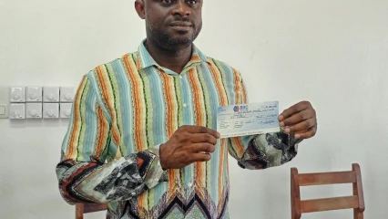 Octroi de huit bourses de formation agricole aux jeunes de Savè: le groupe K-d.K reçoit un chèque de plus de dix millions 