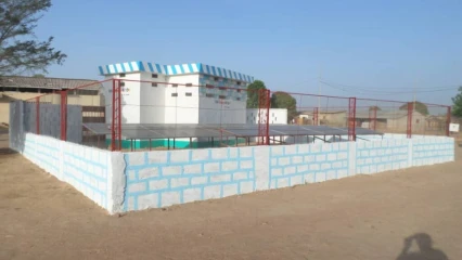 POUR SÉCURISER SES INSTALLATIONS DE PANNEAUX SOLAIRES À BANIKOARA : L&rsquo;Ong Sompékids érige des murs de protection