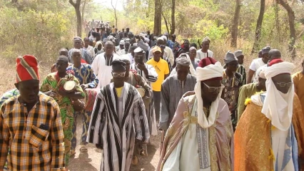 POUR SON COMBAT CONTRE LA PÉNÉTRATION COLONIALE : 126 ans après, les filles et fils du Borgou célèbrent le héros national Saka Yérima . Présence remarquable de tous les maires du Borgou