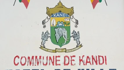 RESTITUTION À CHAUD DES RÉSULTATS DE L&rsquo;AUDITS FADEC EXERCICE 2018 : Kandi affiche de très bonnes performances  . Le maire Bachabi et le Se Baparapé félicitent les cadres