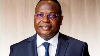 SECTEUR DES INFRASTRUCTURES ET DES TRANSPORTS AU BENIN : 21 grands projets routiers annoncés pour 2022 • Le ministre Hêhomey défend un budget de plus de 155 milliards