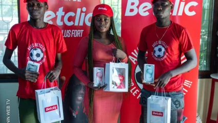 SEMAINE GANKPO : Remise des iPhone 15 aux gagnants 