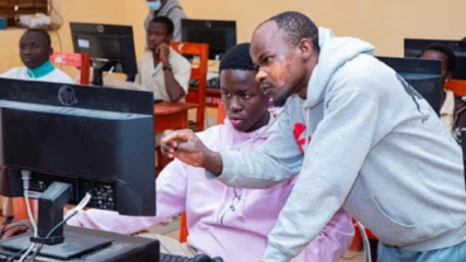 Senum 2025 à cotonou: les élèves et les étudiants ont-ils accès aux outils numériques ?