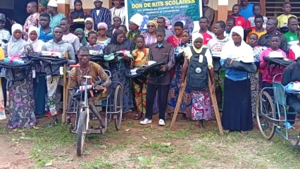 Solidarité éducative à Nikki: l'Ong Fejeb offre des kits scolaires aux enfants vulnérables