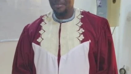 SOUTENANCE DE THÈSE EN JOURNALISME ET COMMUNICATION : François K. Awoudo obtient son doctorat avec mention très honorable et félicitations du jury