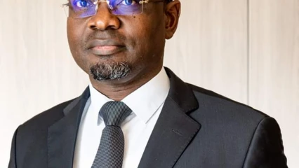 TROISIÈME REVUE TRIMESTRIELLE DES PERFORMANCES DU MINISTÈRE DE L&rsquo;EAU ET DES MINES : Le ministre Adambi lance les travaux