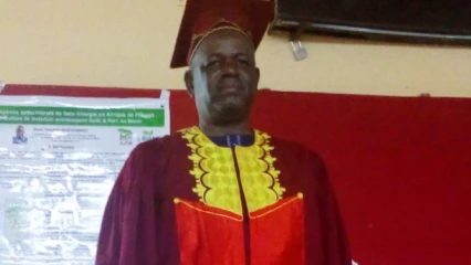UNIVERSITÉ DE PARAKOU : Le Colonel Théophile Sinadounwirou, nouveau docteur en sciences agronomiques  . Il a travaillé pour la promotion des espèces autochtones