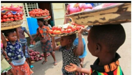 UTILISATION DES ENFANTS COMME MAIN D’ŒUVRE DANS LE COMMERCE  : Un esclavage moderne des âmes innocentes