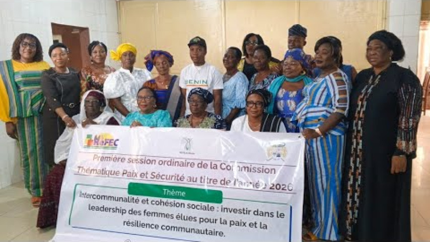 PAIX ET COHÉSION SOCIALE : les femmes élues renforcent leur leadership à Dassa-Zoumé.