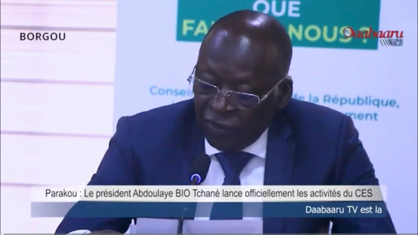 PARAKOU: Le président Abdoulaye Bio Tchané lance officiellement les activités du CES.